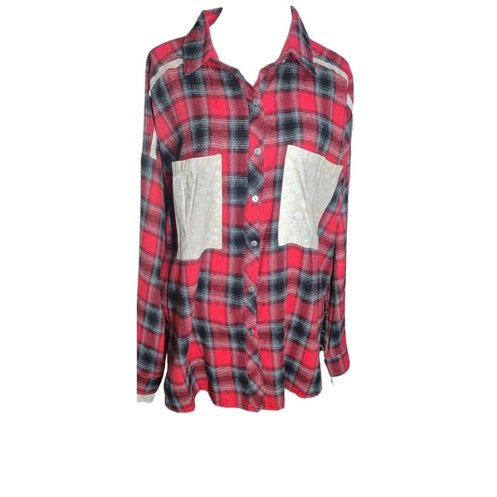 POL Oversized Plaid Flannel Shirt Medium Red Black Contrast Trim Button Down